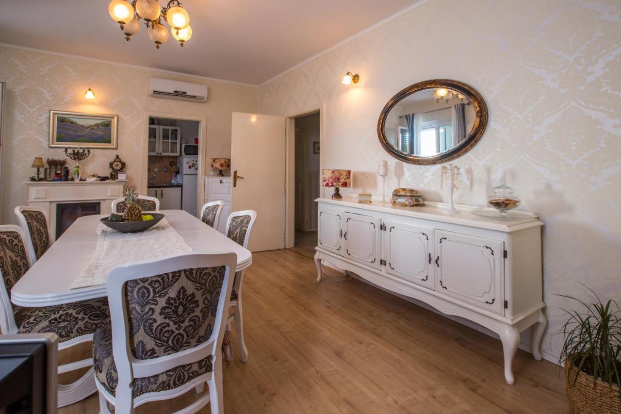 Apartment Valerija Єсенице Екстер'єр фото
